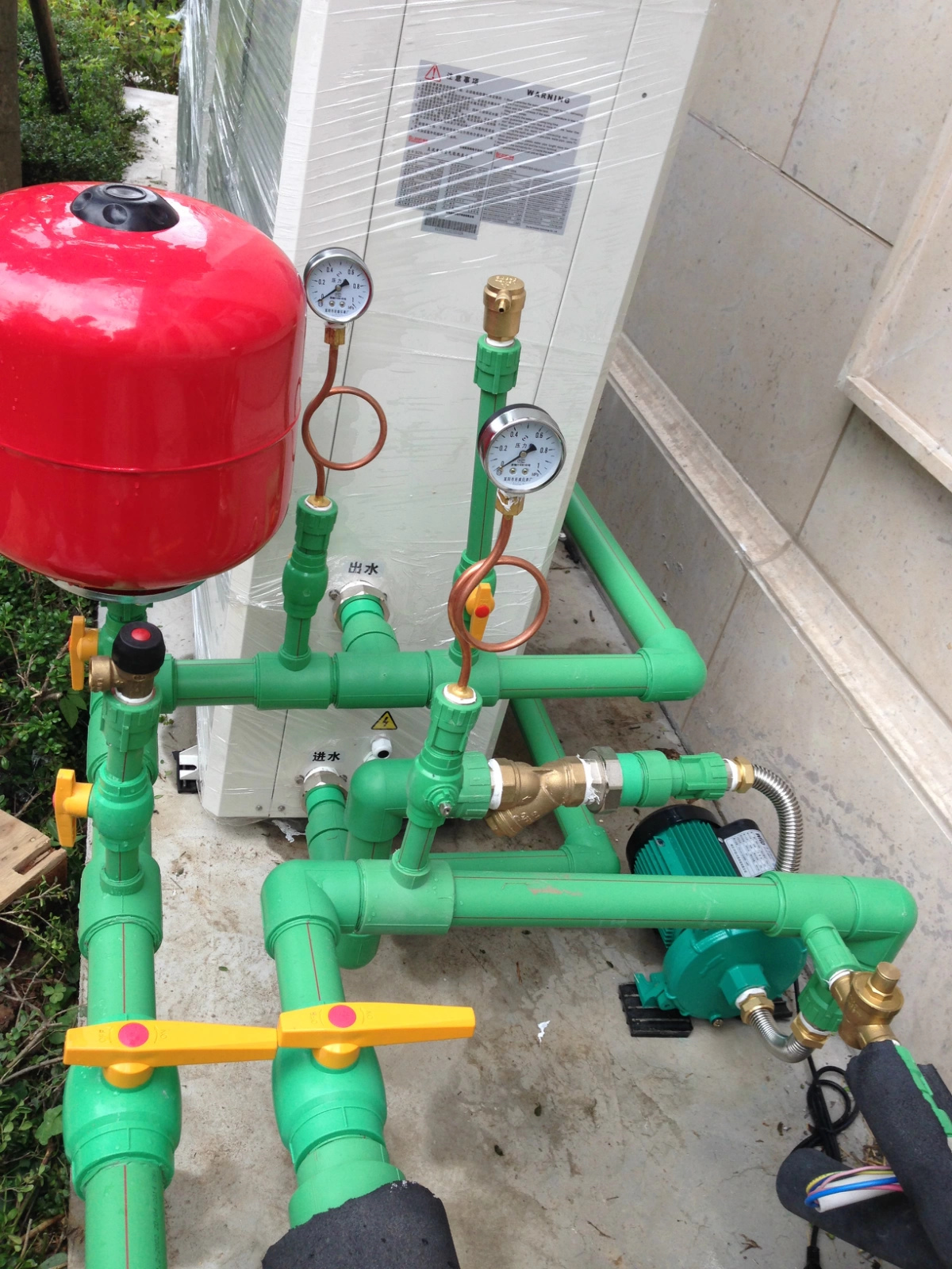 空氣源熱泵空調